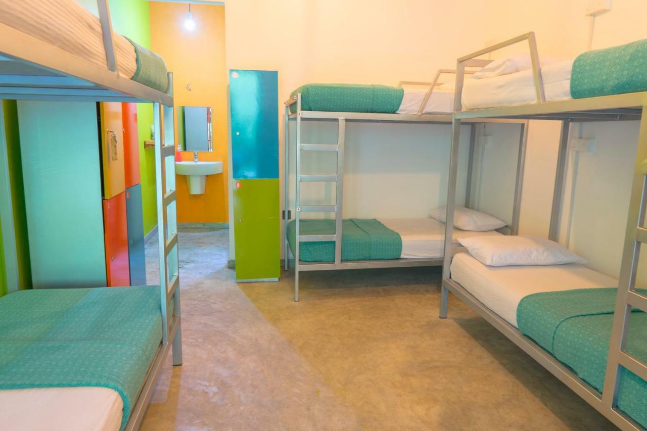 Bunk Station Hostel Ella Exterior photo